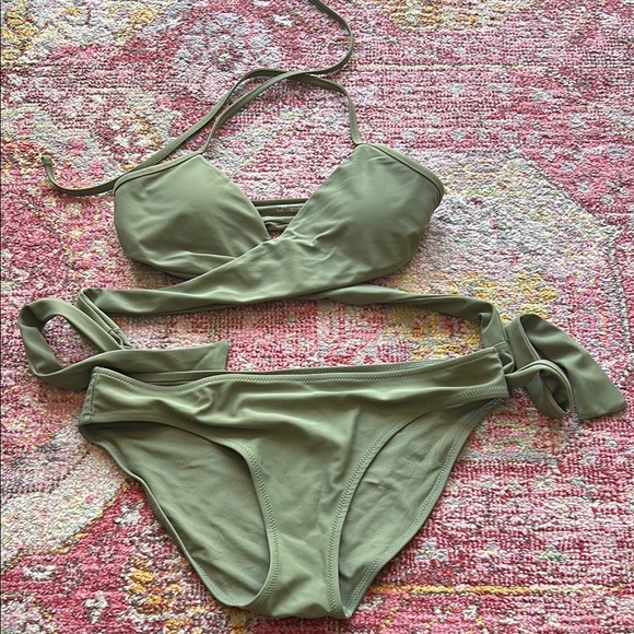 Aerie Olive Green Women's Swimwear Set - Picture 1 of 3